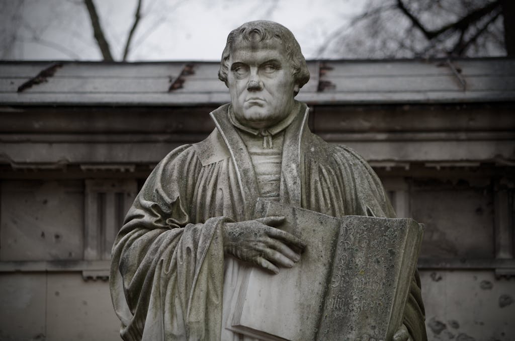 Brown Concrete Statue of Martin Luther